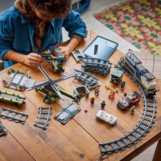 LEGO City Trains Assalto ao Comboio da Polícia 60508 1313 peças