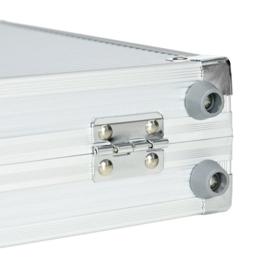 Conjunto de póquer Sportnow com 500 fichas, 2 baralhos de cartas, 5 dados e tapete de jogo prateado.