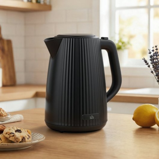 Chaleira elétrica Homcom 1,7L 2200W com desligamento automático, preta
