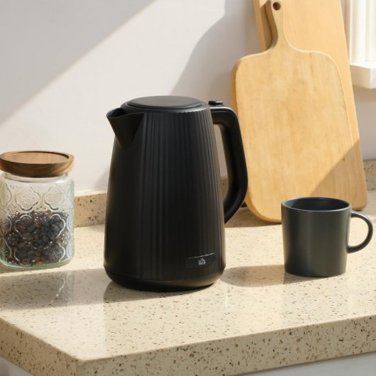 Chaleira elétrica Homcom 1,7L 2200W com desligamento automático, preta
