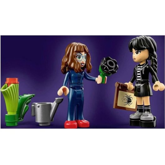 LEGO Wednesday Schwarze Dahlie 76784 358 pièces