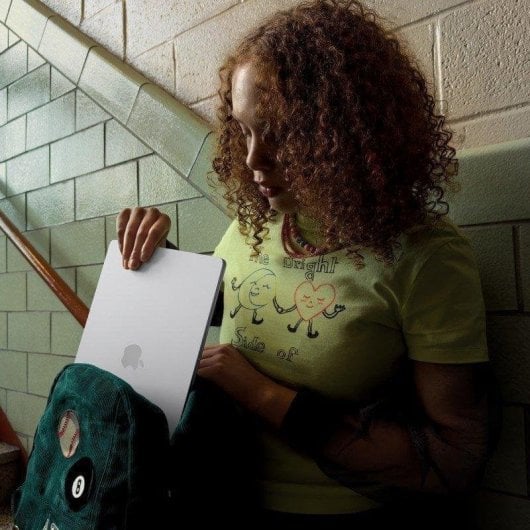 Apple MacBook Air 15,3" Laptop Apple M5 16GB GPU 10-Kern 1TB SSD macOS Dolby Atmos