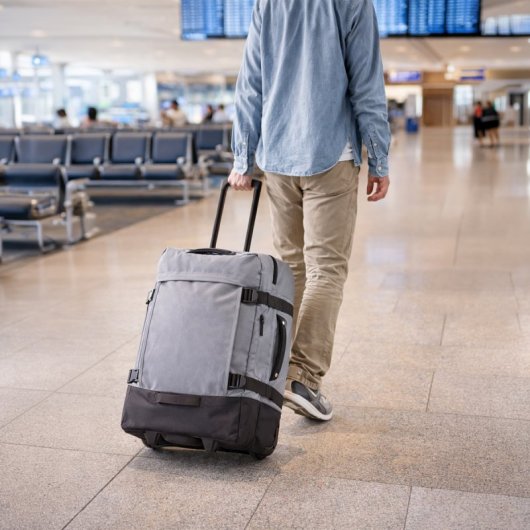 Conjunto de malas Benzi BZ5850G de 3 peças, com laterais flexíveis, 2 rodas, tamanhos: cabine 50cm, média 60cm, grande 70cm, pega telescópica, cinzento.