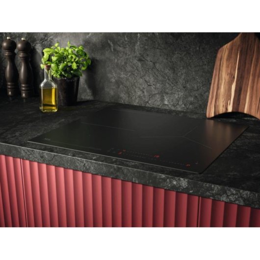 Placa de inducción AEG TO63IQ00IT SaphirMatt SE 60 cm 3 zonas PowerBoost Bridge