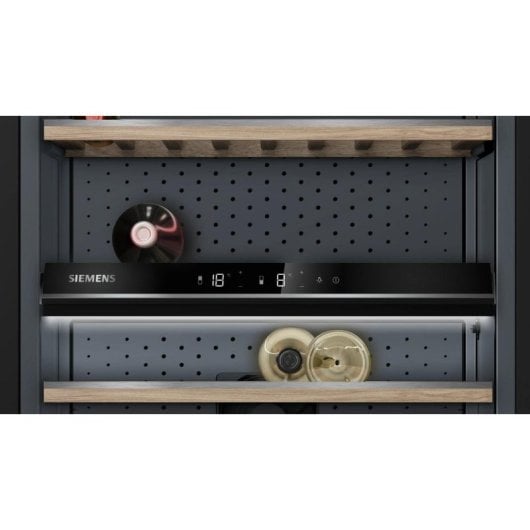 Enfriador de vino Siemens iQ500 KW36KATGA 199 botellas 2 zonas LED Gris