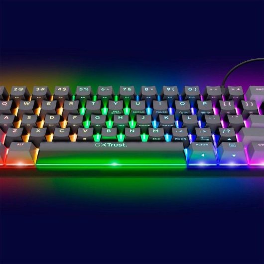 Teclado Trust GXT 867 Acira mecánico compacto 60% con retroiluminación RGB y cable extraíble