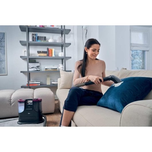 Aspirador Seco e Húmido sem Saco Hoover HS530 011 400W 0,8L Filtro Água Preto