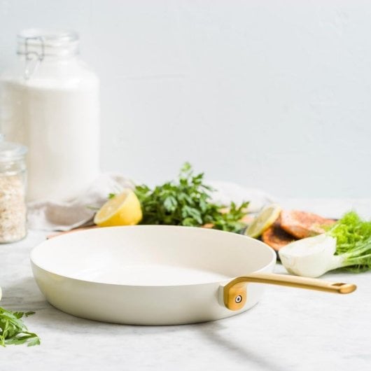 Poele GreenPan Evolution 30 cm aluminium antiadhesif creme sans PFAS