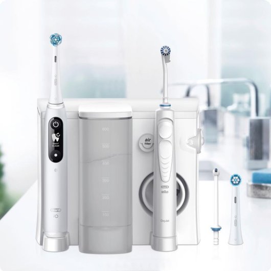 Spazzolino Oscillante Rotativo Oral-B iO6 OxyJet 5 Modalità 2 Testine Sensore Pressione Bluetooth Timer