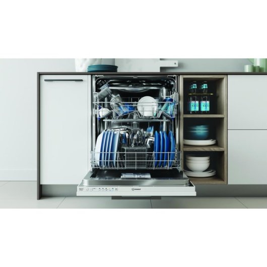 Lavastoviglie Indesit IN2IE14CNP80 14 coperti E integrata 60 cm