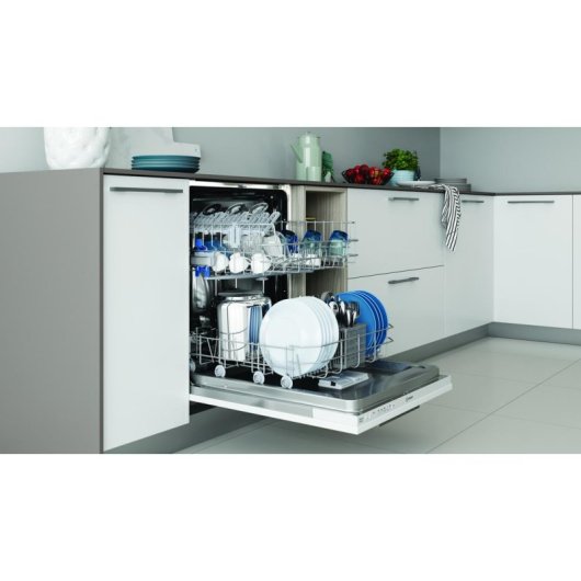 Lavastoviglie Indesit IN2IE14CNP80 14 coperti E integrata 60 cm