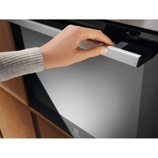 Horno eléctrico Electrolux Serie 600 LOC3H44TX 72 litros Inox con vapor y autolimpieza