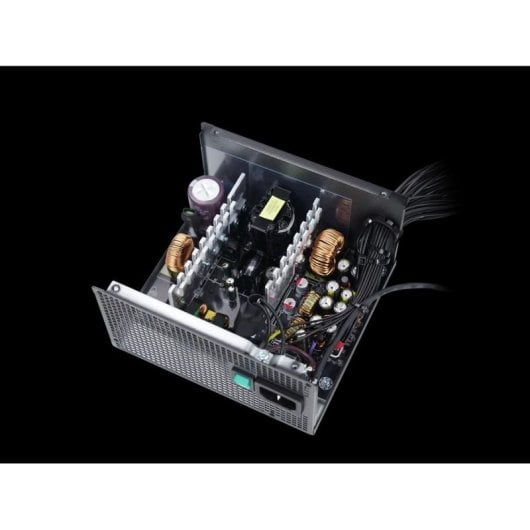 Fuente de Alimentação DeepCool PF700X 700W Certificação 80 PLUS Bronze ATX