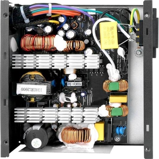 Fuente de Alimentación Thermaltake TR2 S 650W Certificación 80 PLUS ATX