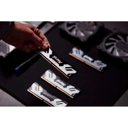 Memória RAM Kingston FURY Renegade 24GB 1x24GB DDR5 8000MHz CL38 Intel XMP Prata