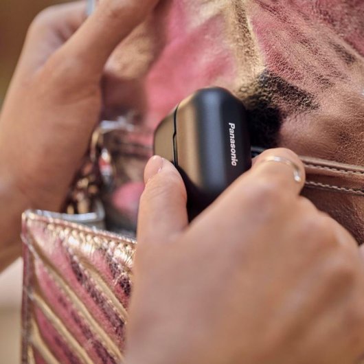 Auricolari Panasonic RZ-B310W wireless Bluetooth con Cancellazione Rumore, microfono, IPX4, neri