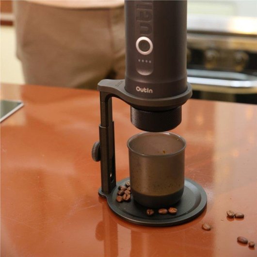 Soporte universal para café Outin Nano ajustable aluminio negro compacto