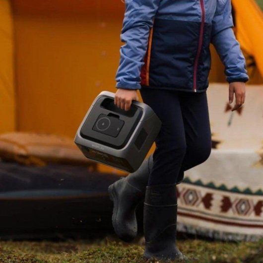 Estación de energía EcoFlow River 3 Max Plus 858Wh 2 puertos AC y 3 USB Batería Li-ion Pantalla LCD App Control