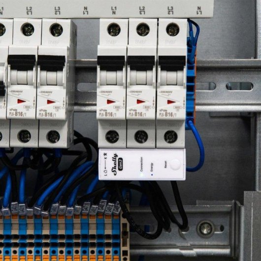 Relais Wi-Fi Shelly 3EM-63T Gen3 Suivi de l’energie, 3 canaux, DIN