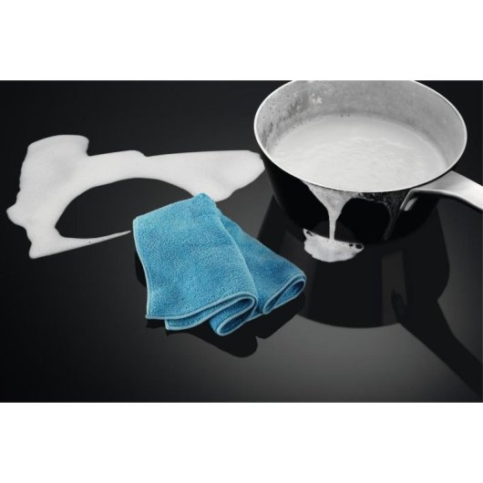 Kochfeld Electrolux Serie 700 KIS82453I Induktion 80 cm 4 Zonen schwarz