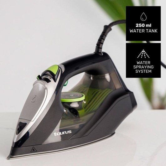 Plancha de vapor Taurus Geyser Eco 3000 3000W suela anodizada golpe 200 g/min