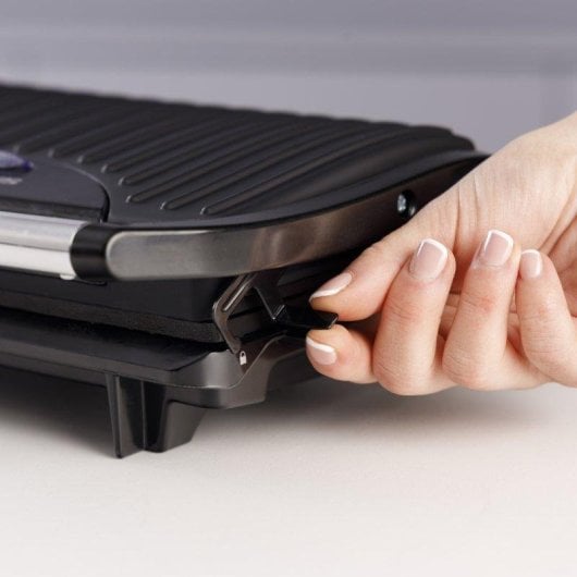 Sandwichera Taurus Amazing GR1700 placas grill antiadherentes 700W gris