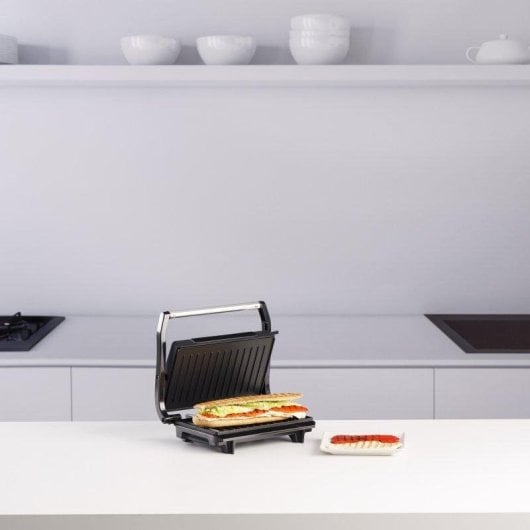 Sandwichera Taurus Amazing GR1700 placas grill antiadherentes 700W gris