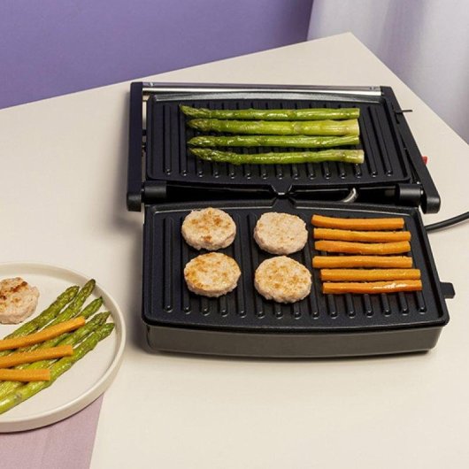Grill Solac Buona Piadina 1500W apertura 180° placas antiadherentes