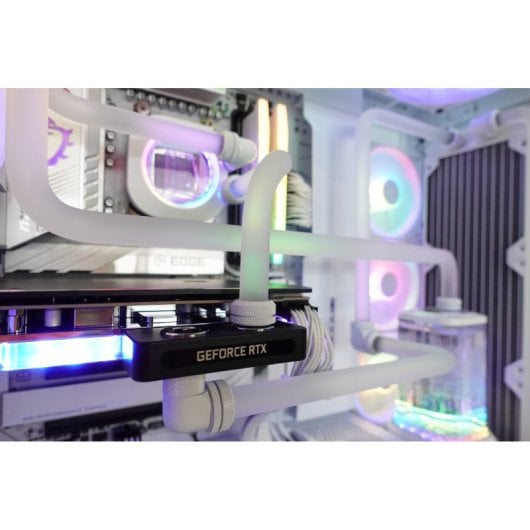 PcCom Custom AMD Ryzen 9 9950X3D / 32GB / 4TB / RTX 5080 / Windows 11 Pro