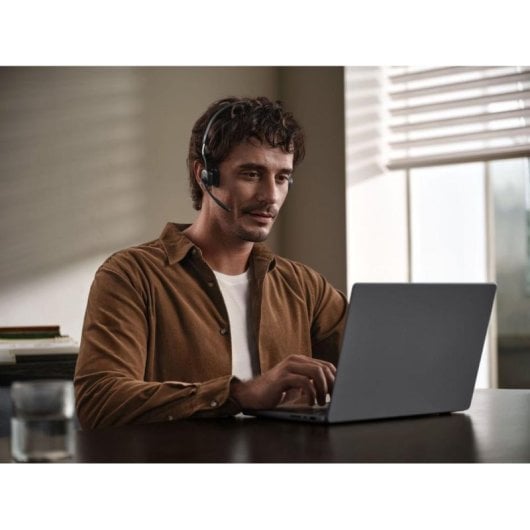 Auriculares Shokz OpenMeet sem fios Bluetooth com Cancelamento de Ruído, Microfone, Condução Óssea, Preto