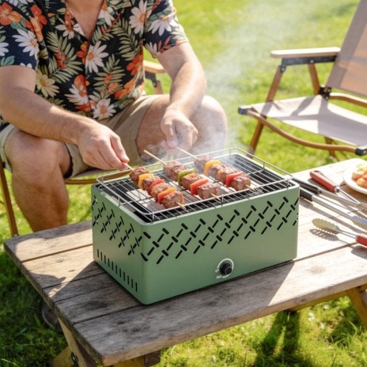 Outsunny Barbacoa De Carbón Con Ventilador Integrado 45,5x29x21 Cm Verde Claro