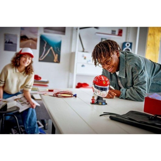 LEGO Editions Scuderia Ferrari HP Casco Charles Leclerc 43014 886 piezas