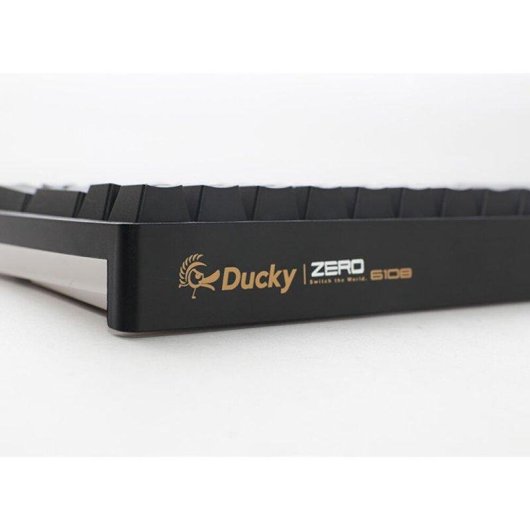 Tastiera Ducky Zero 6108 Classic Black RGB Tri-mode Connect MX2A-Red (ES)