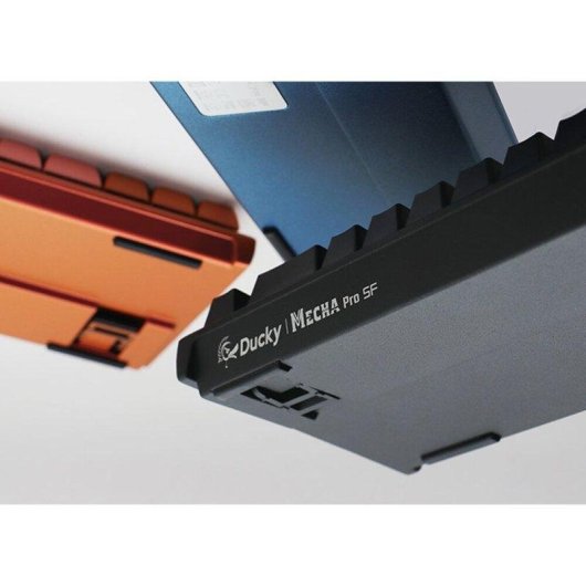 Teclado Ducky Mecha Pro SF mecánico con switches MX Red y RGB personalizable