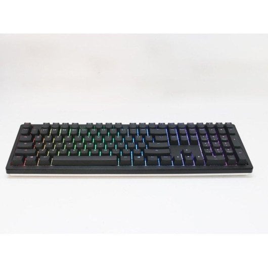 Teclado Ducky Zero 6108 mecánico con switches CHERRY MX2A y RGB personalizable