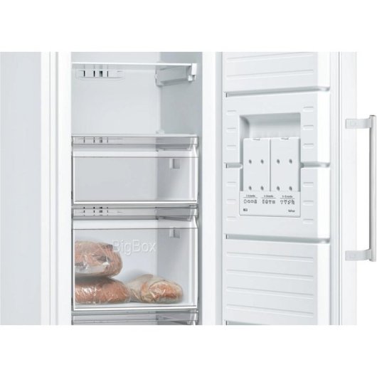 Congelador Balay 3GFE553WE 242 L Clase E