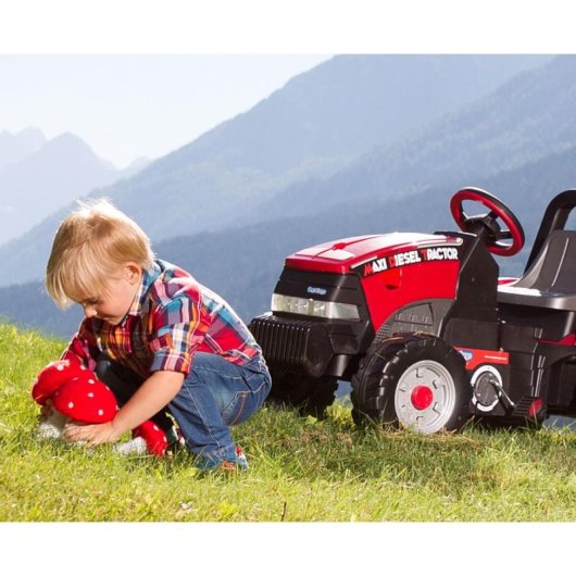 Trator a Pedais Peg Perego Maxi Diesel assento ajustável 4 rodas