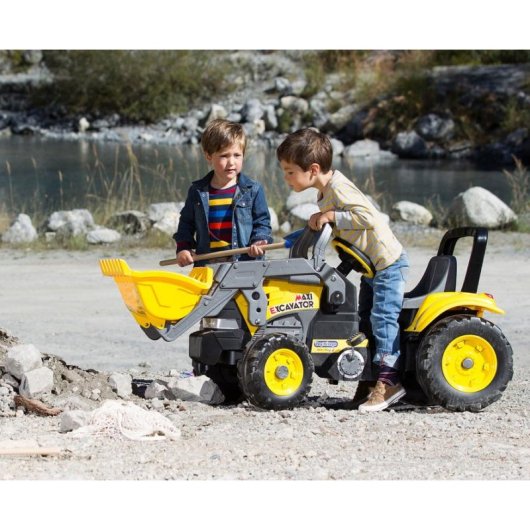 Escavadora Infantil Peg Perego Maxi Excavator 4 rodas pedal 2 anos