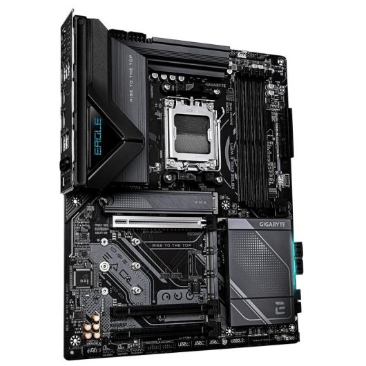Motherboard GIGABYTE X870E EAGLE AMD X870E Sockel AM5 DDR5 ATX WiFi 7 PCIe 5.0 USB4