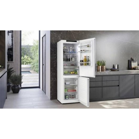 Frigorífico Combi Siemens KG36NVWCG No Frost 186cm 321L C Blanco