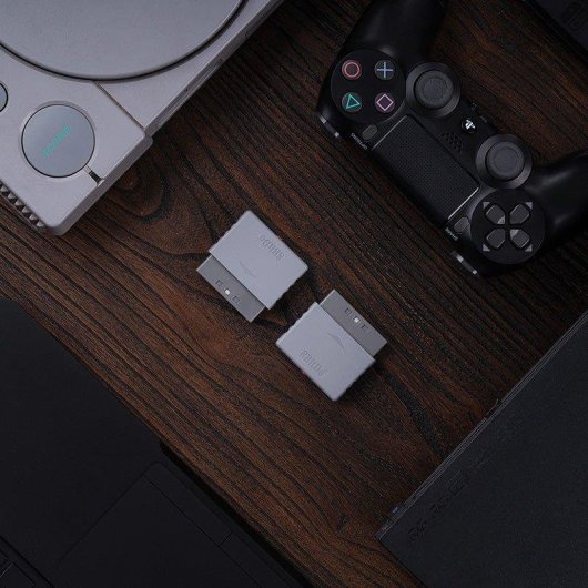 Adaptador Retro 8BitDo para PS1/PS2 Multiplataforma