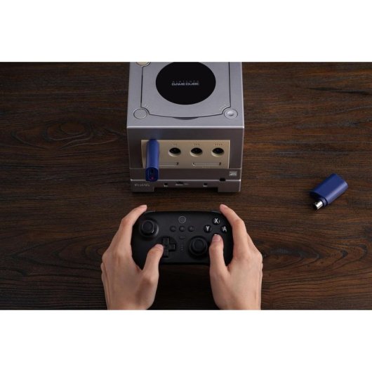 Receptor Bluetooth 8BitDo Retro para NGC, Wii y Windows - Compatible con Mandos Xbox, PS4/PS5 y Switch Pro