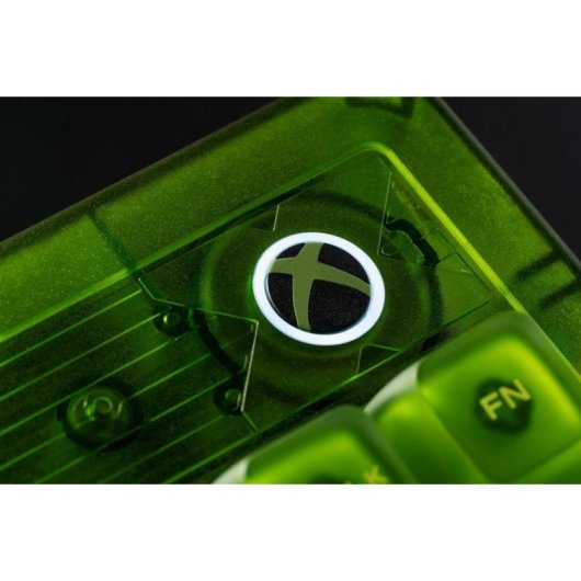 Teclado 8BitDo Retro 87 mecánico con RGB y conexión inalámbrica múltiple