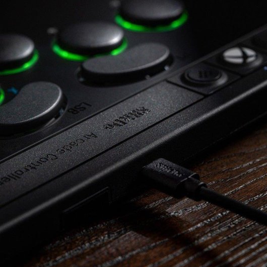 Manette Arcade 8BitDo Xbox PC Noir Sans Fil LED Programmable