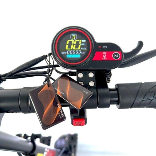 Patinete électrique Emanba X6 1200W x2 Autonomie 70km Pneus 10 pouces Freins disque Noir