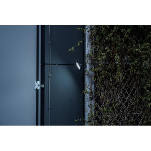 Projecteur LED Brennenstuhl 100W IP65 Montage mural lumière du jour