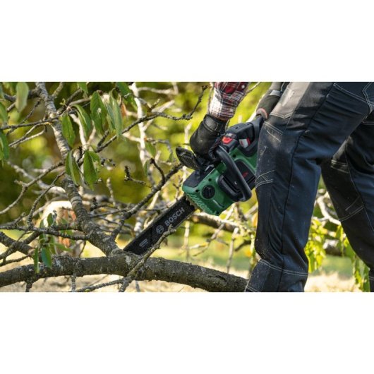 Motosierra Bosch AdvancedChain 36V-35-40 31 cm 14 m/s