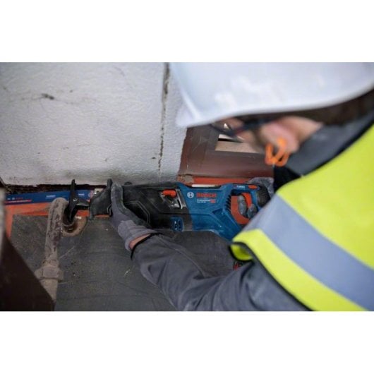 Sierra recíproca Bosch GSA 18V-28 Professional 97 dB