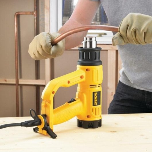 Pistola de calor DeWALT D26411 con flujo de aire 450 l/min y temperatura 600 °C