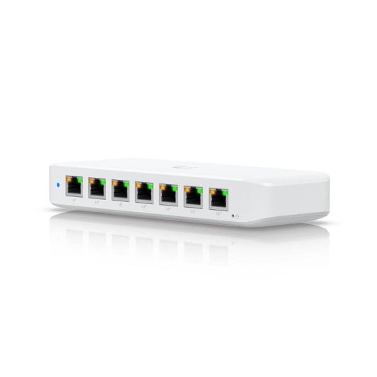 Switch Ubiquiti Ultra 60W 8 Ports Gigabit PoE Layer 2 weiss